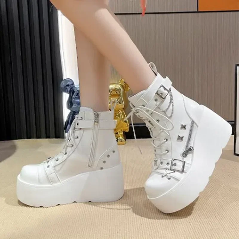 Motorcycle Chain - Designers femmes plate-forme gothique cheville bottes